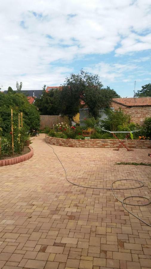 Maison d'hôtes Za Vodou à Moravská Nová Ves Extérieur photo