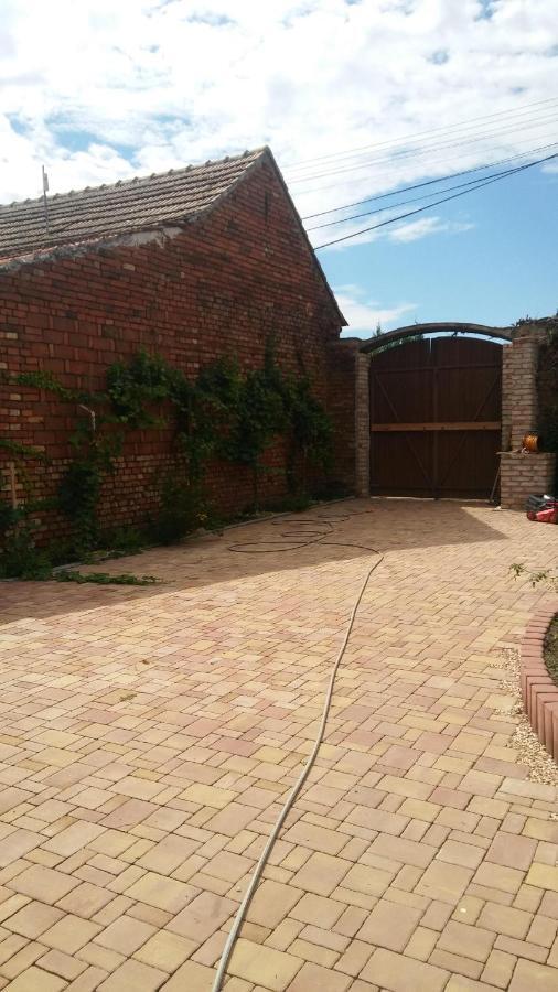 Maison d'hôtes Za Vodou à Moravská Nová Ves Extérieur photo